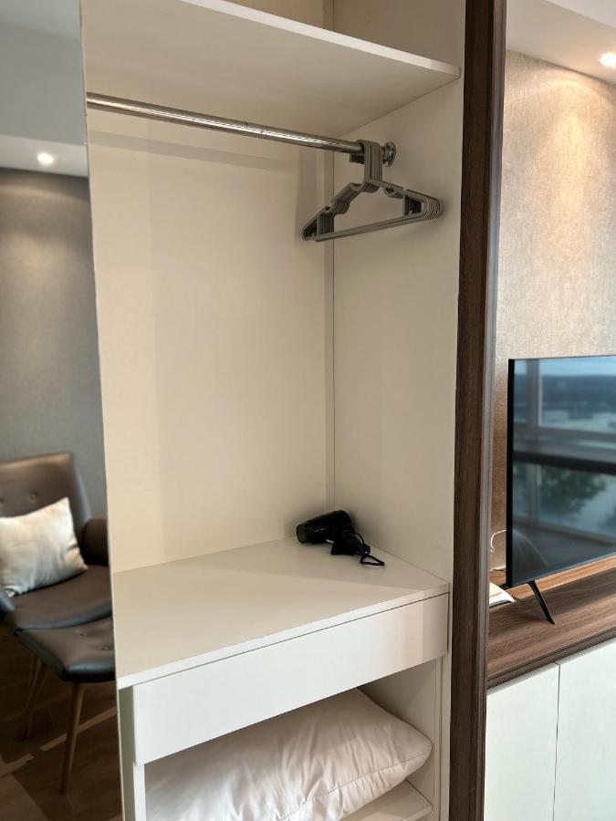 U Residence 2 Studio Apartment Pool View Тангеранг Екстер'єр фото