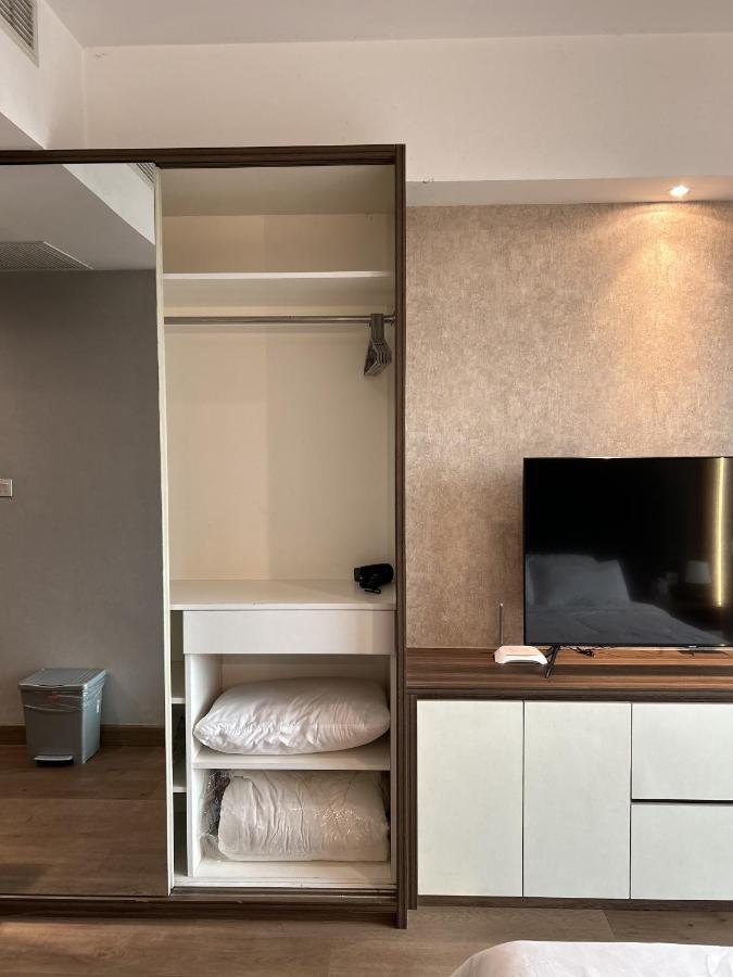 U Residence 2 Studio Apartment Pool View Тангеранг Екстер'єр фото